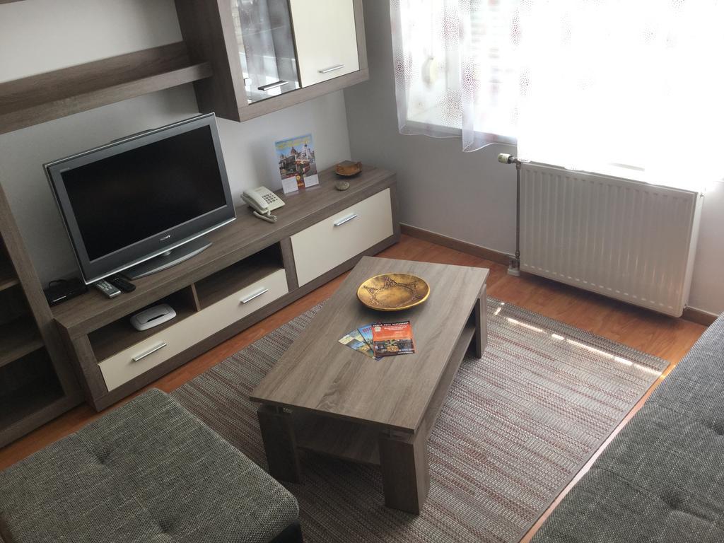 Adam'S Apartment And Free Parking Budapest Kültér fotó